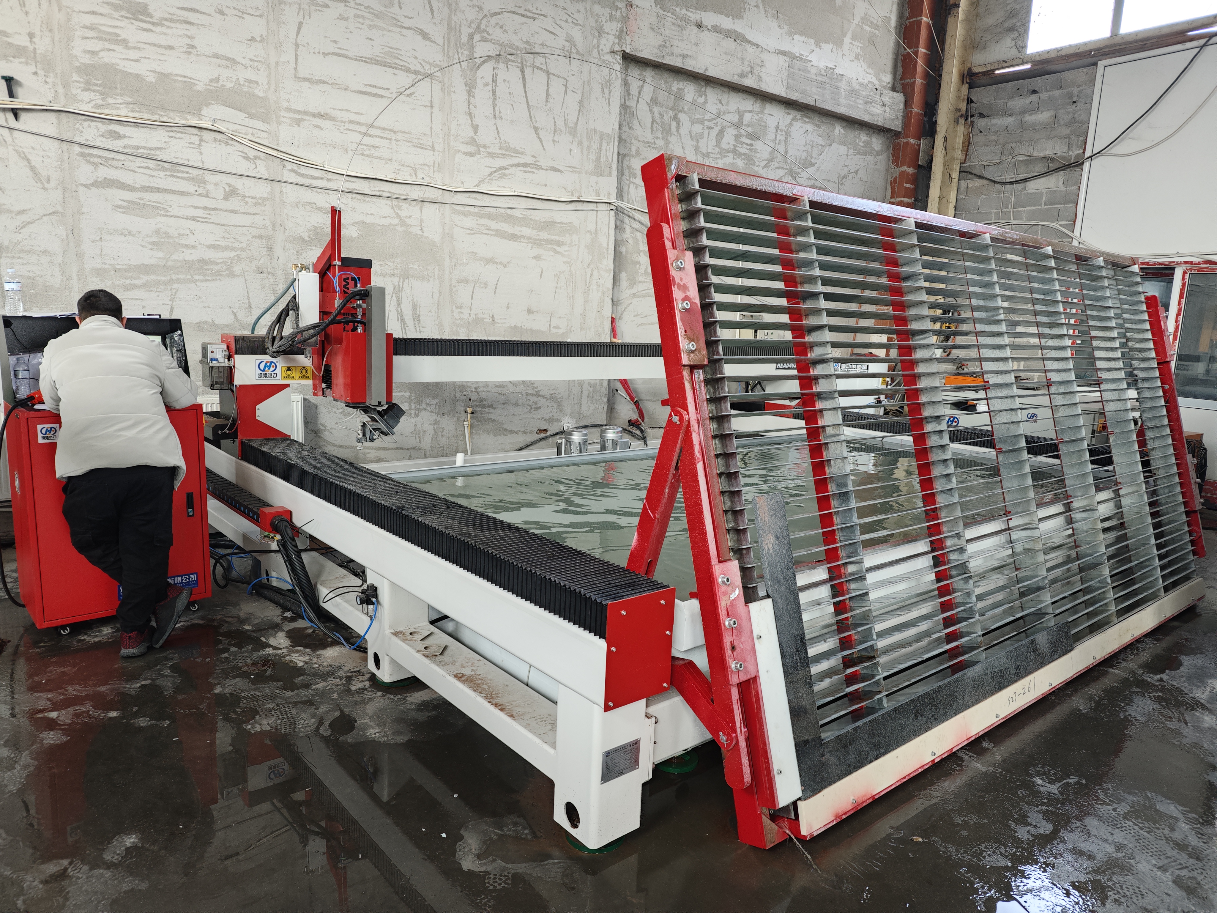 与客户合影 (2) 与客户合影 (2)